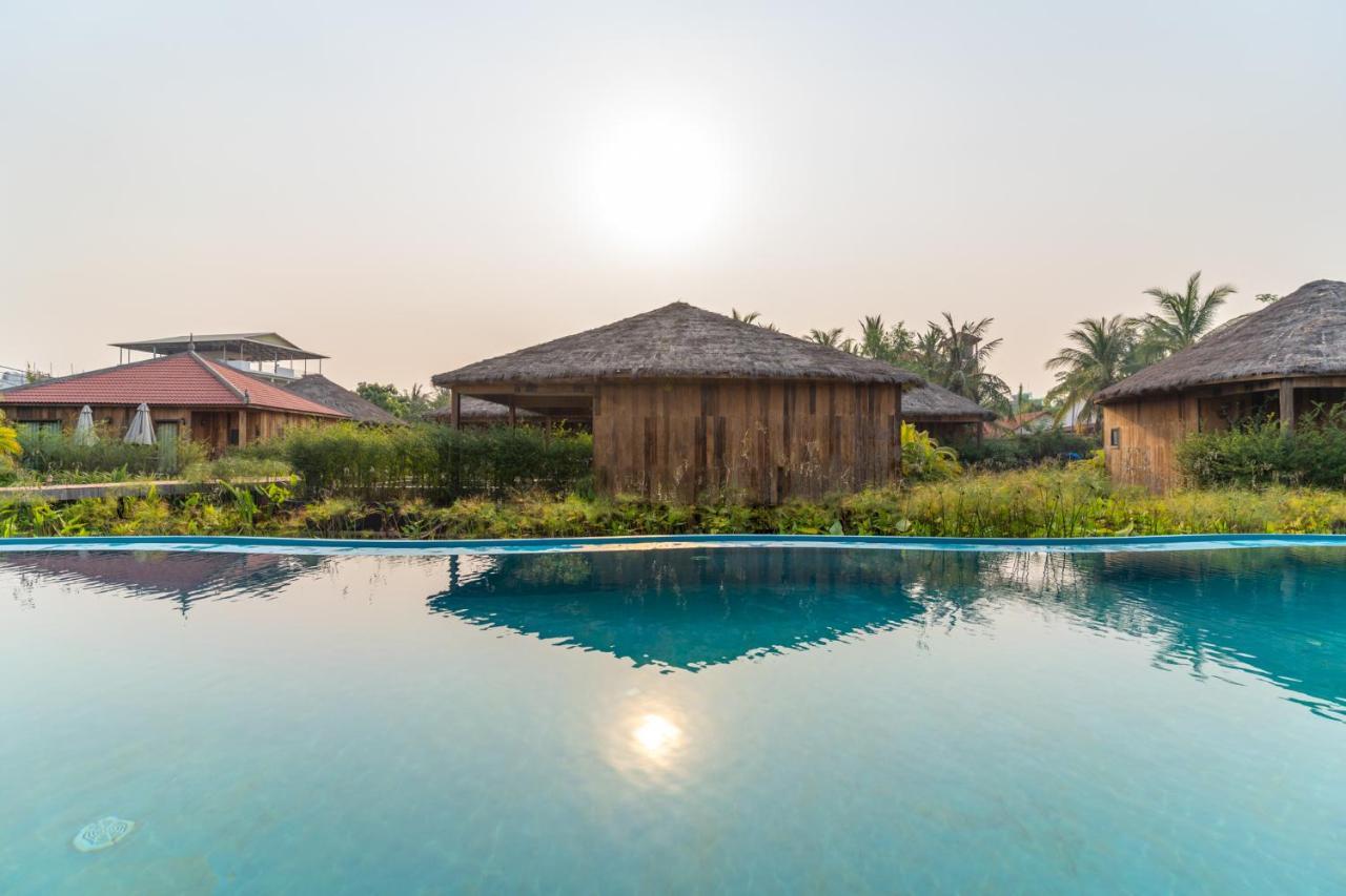 Authentic Khmer Village Resort Siem Reap Exterior photo